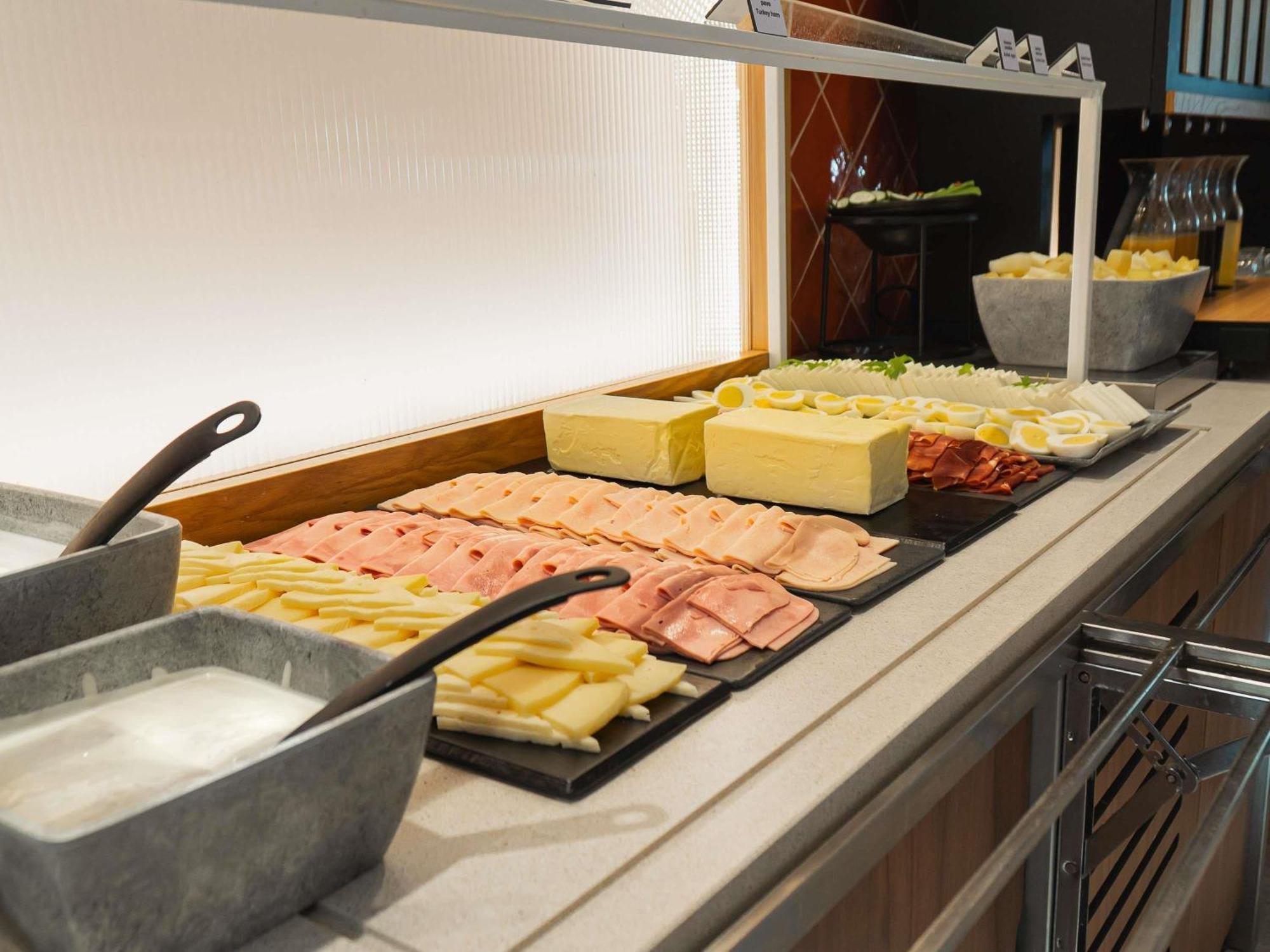 Ibis Styles Sevilla City Santa Justa المظهر الخارجي الصورة