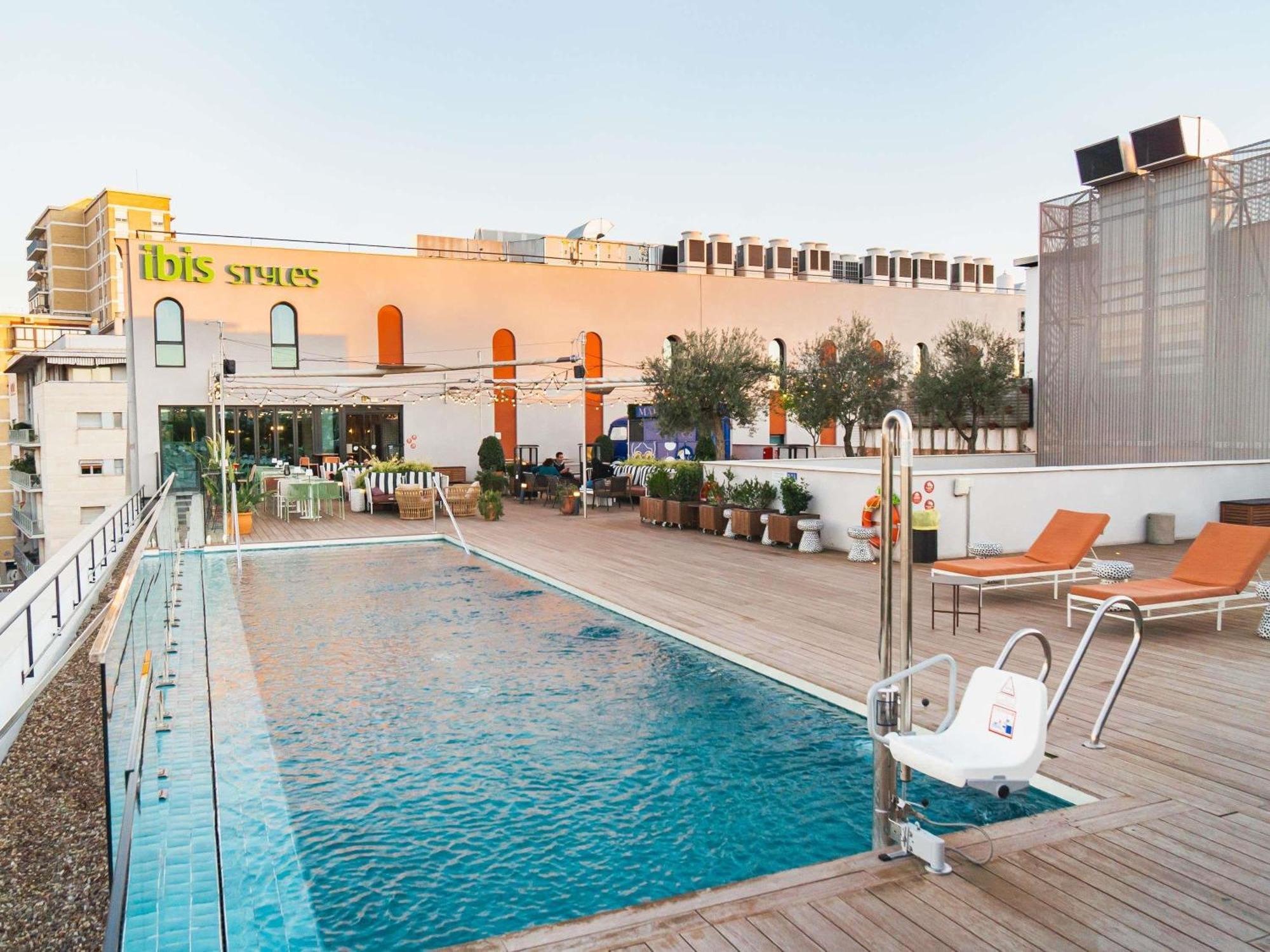 Ibis Styles Sevilla City Santa Justa المظهر الخارجي الصورة